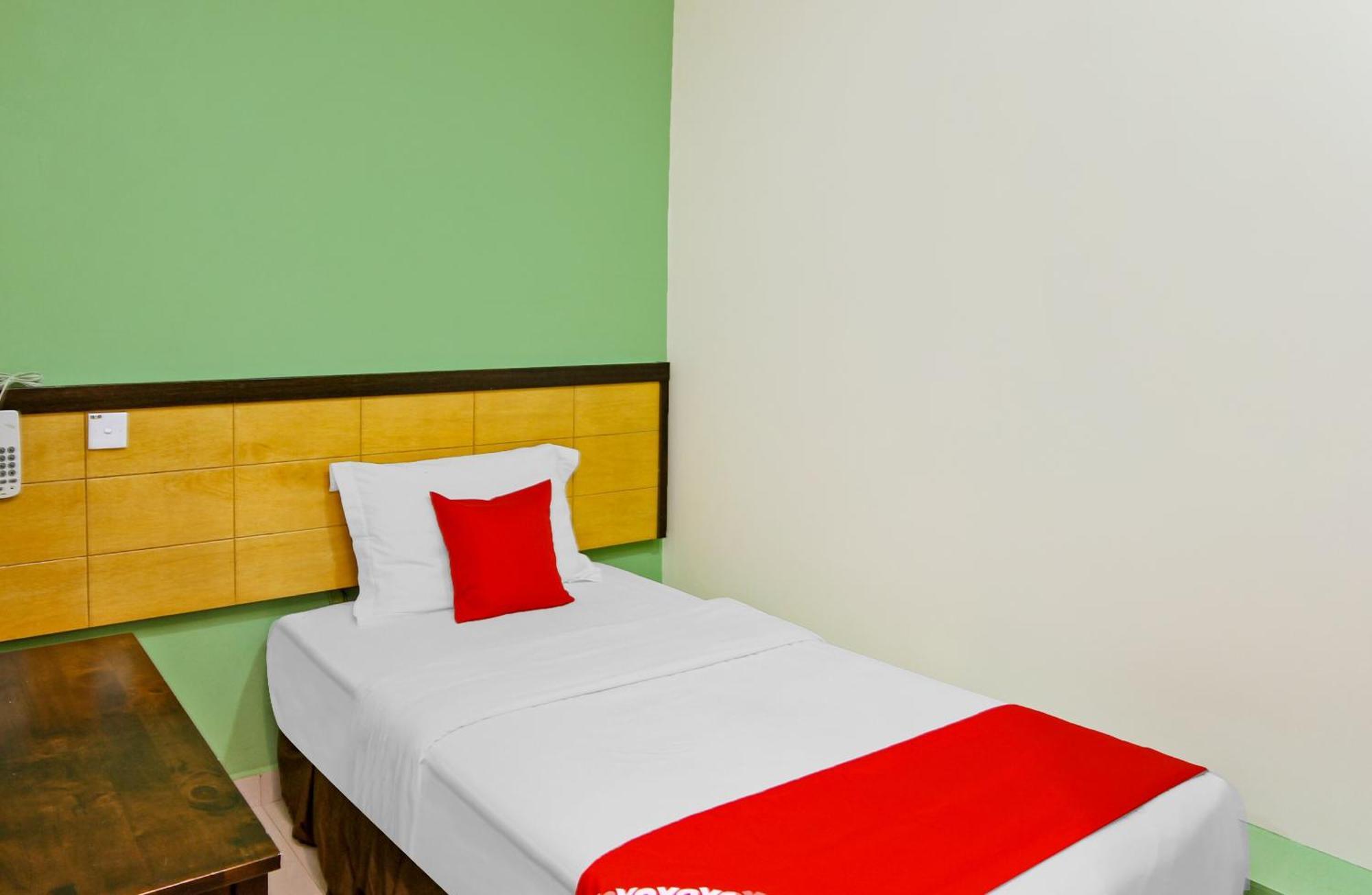 Oyo 44054 Holiday Mansion Inn Sibu Εξωτερικό φωτογραφία