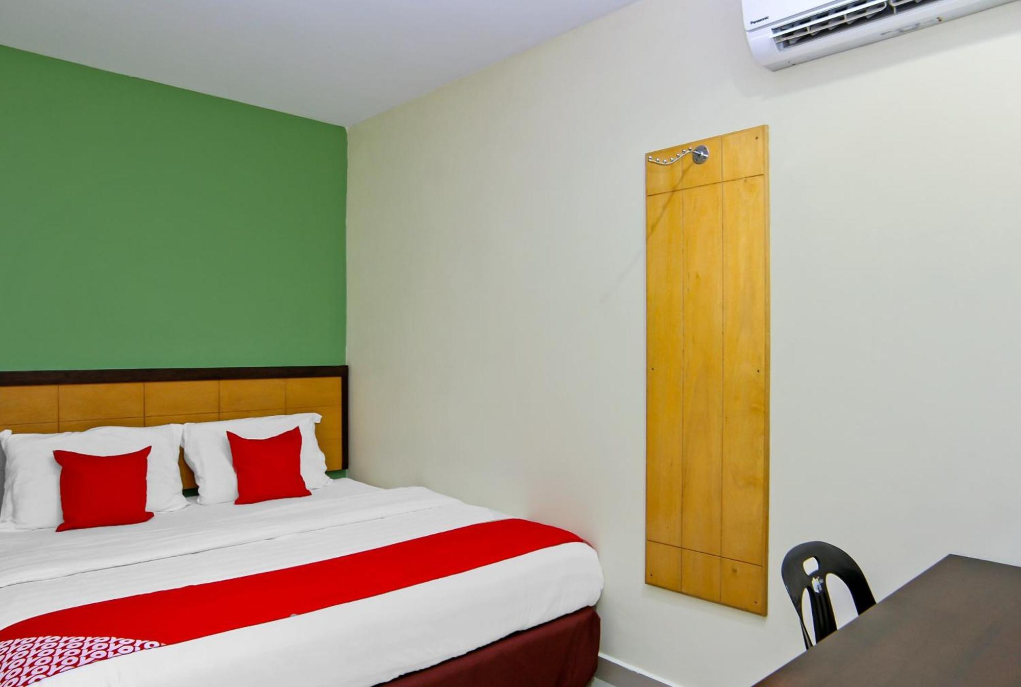 Oyo 44054 Holiday Mansion Inn Sibu Εξωτερικό φωτογραφία