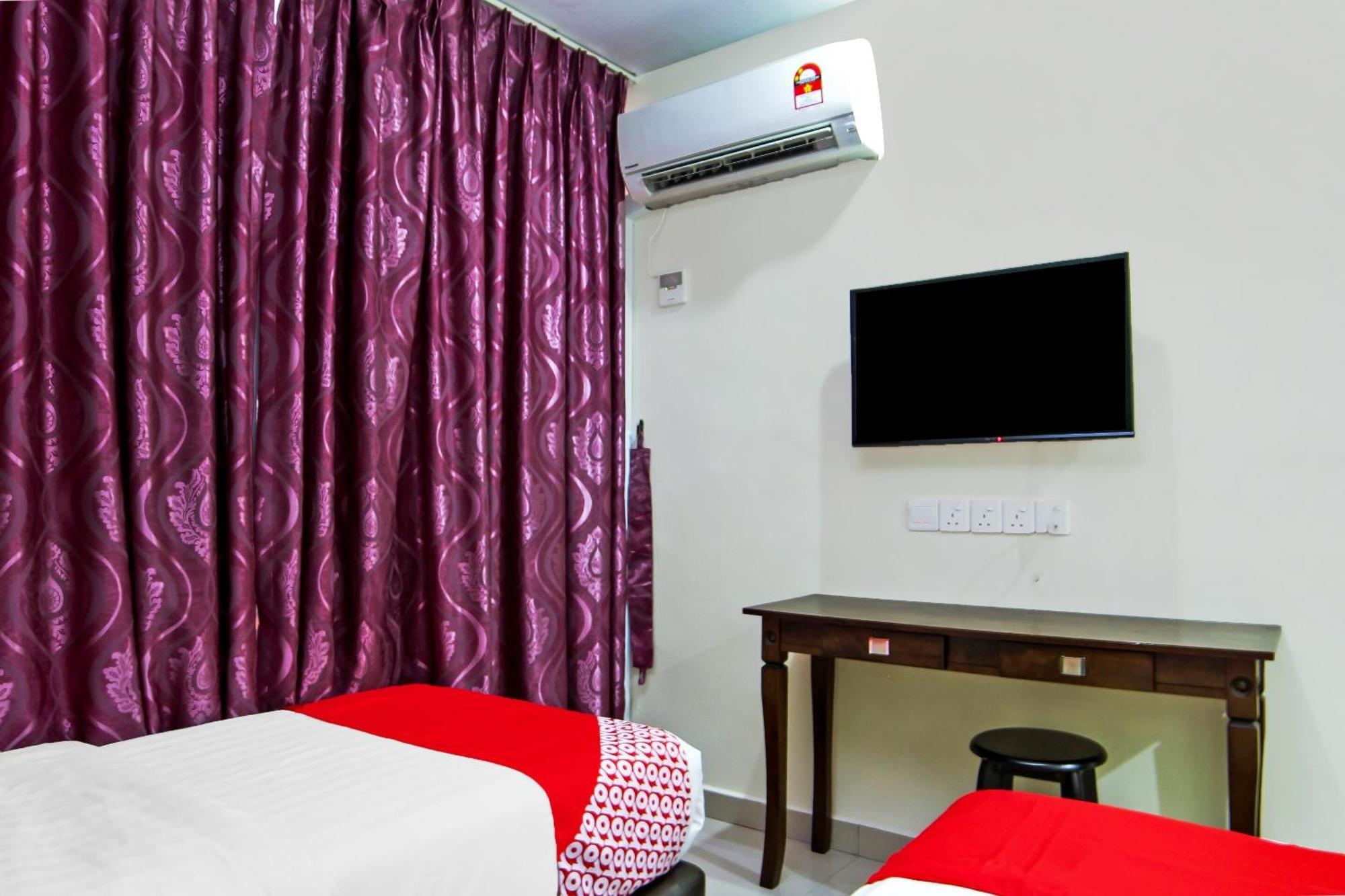 Oyo 44054 Holiday Mansion Inn Sibu Εξωτερικό φωτογραφία